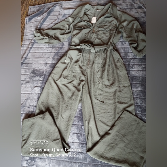 Army Green Jumpsuit - Picture 2 of 13